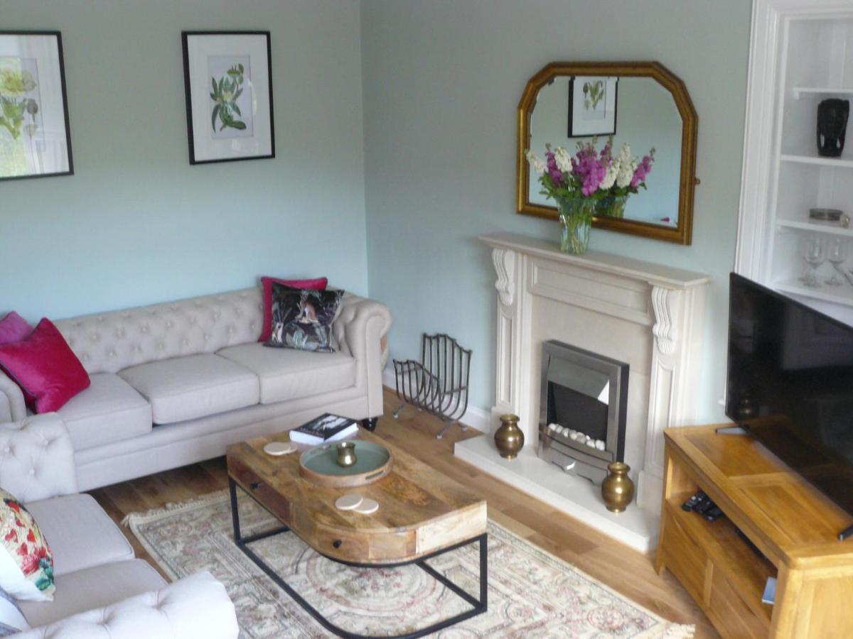 Woodburn Ground-Floor Apartment In Quiet Setting In 皮特洛赫里 外观 照片