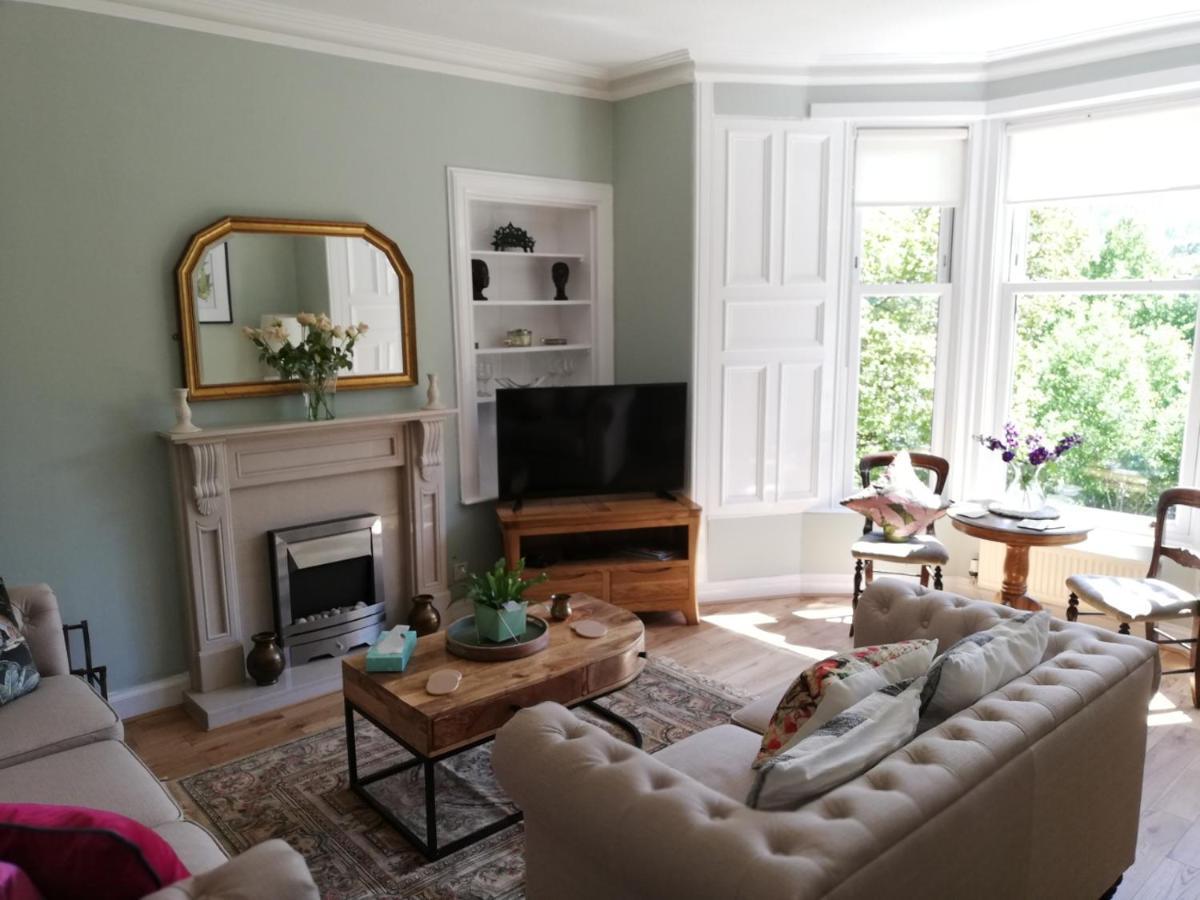 Woodburn Ground-Floor Apartment In Quiet Setting In 皮特洛赫里 外观 照片