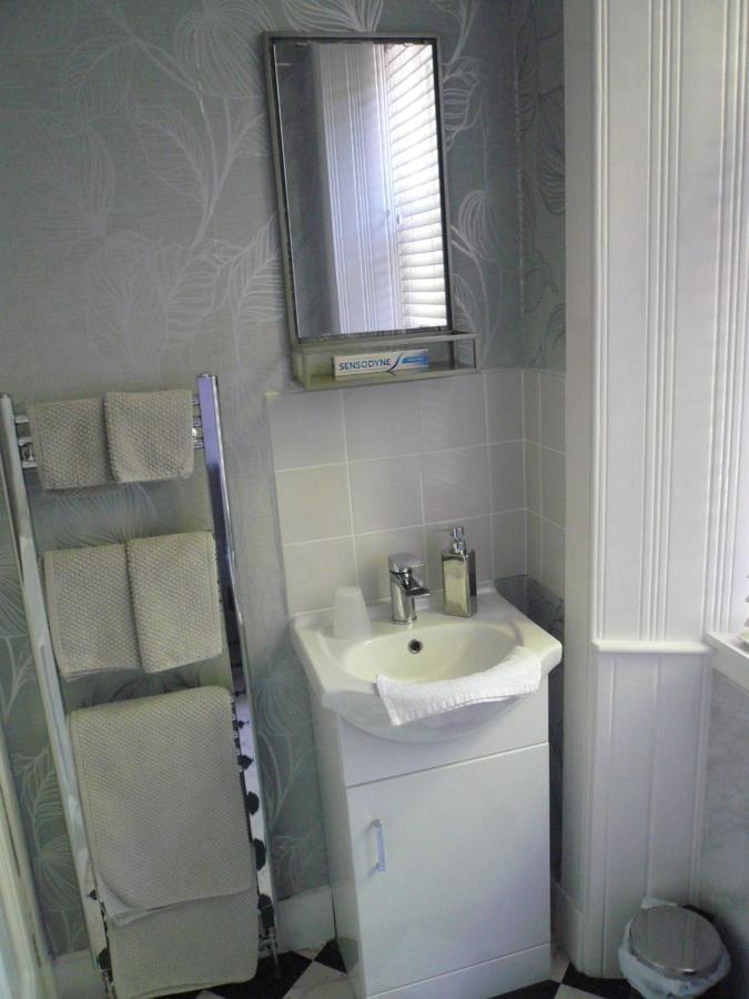 Woodburn Ground-Floor Apartment In Quiet Setting In 皮特洛赫里 外观 照片